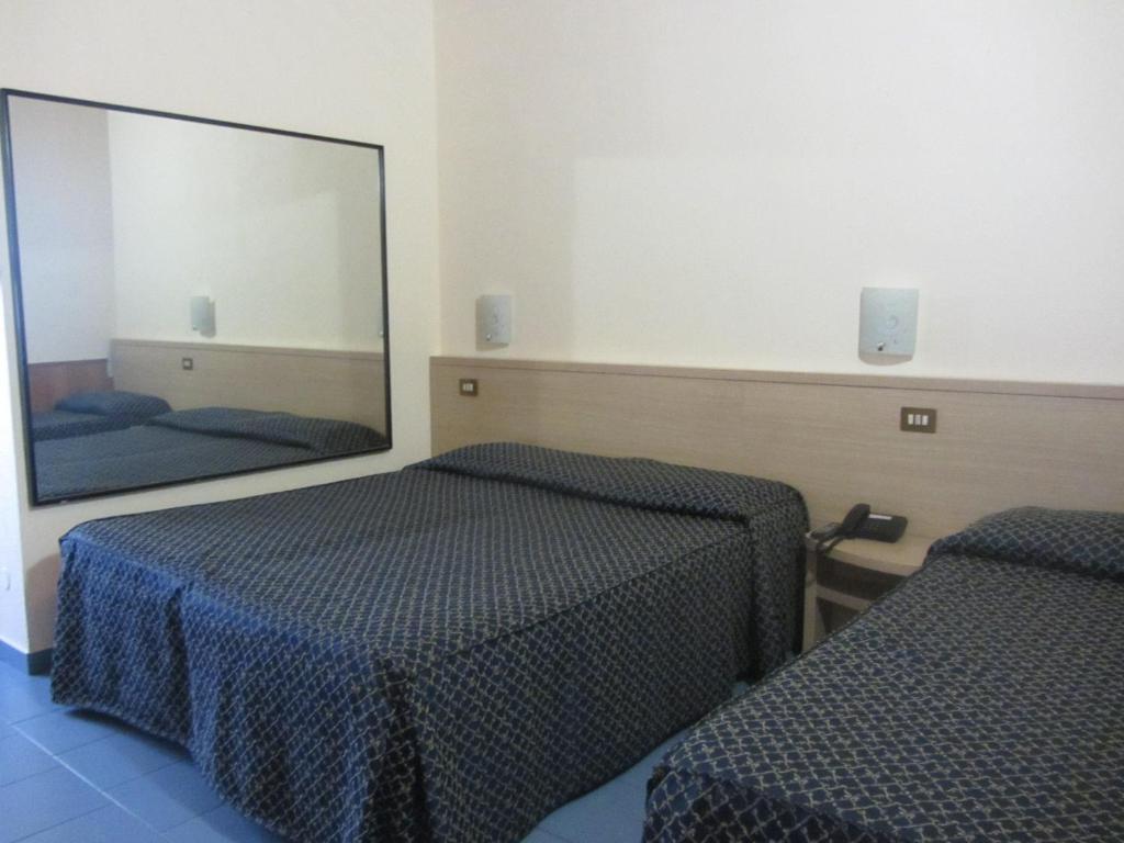 Hotel Nizza Milano Ngoại thất bức ảnh